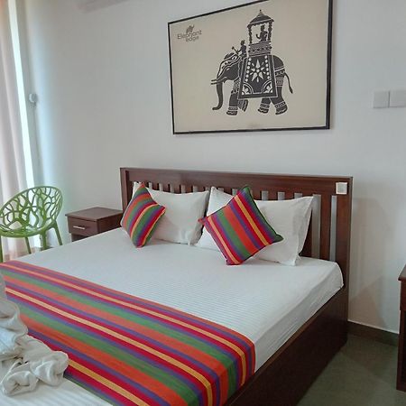Elephant Park Family Bungalow Uda Walawe Extérieur photo
