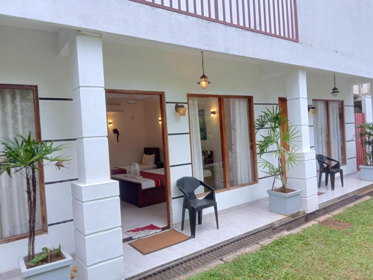 Elephant Park Family Bungalow Uda Walawe Extérieur photo